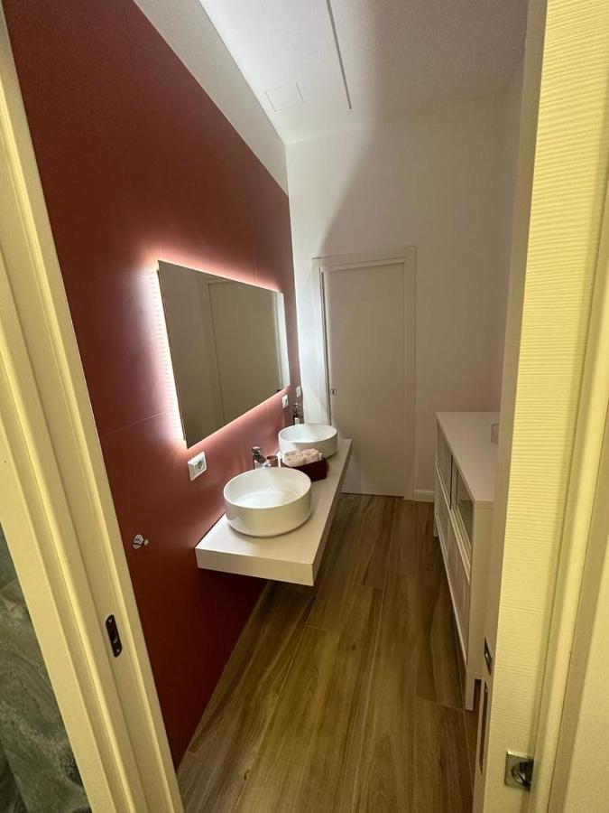 Napoli Centro - Di&Da Guest House Экстерьер фото